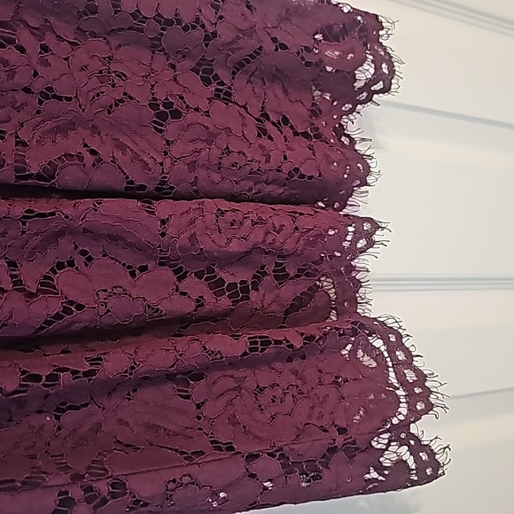 ASTR Plum lace Dress - Picture 7 of 9